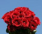 Красивый букет роз для мамы